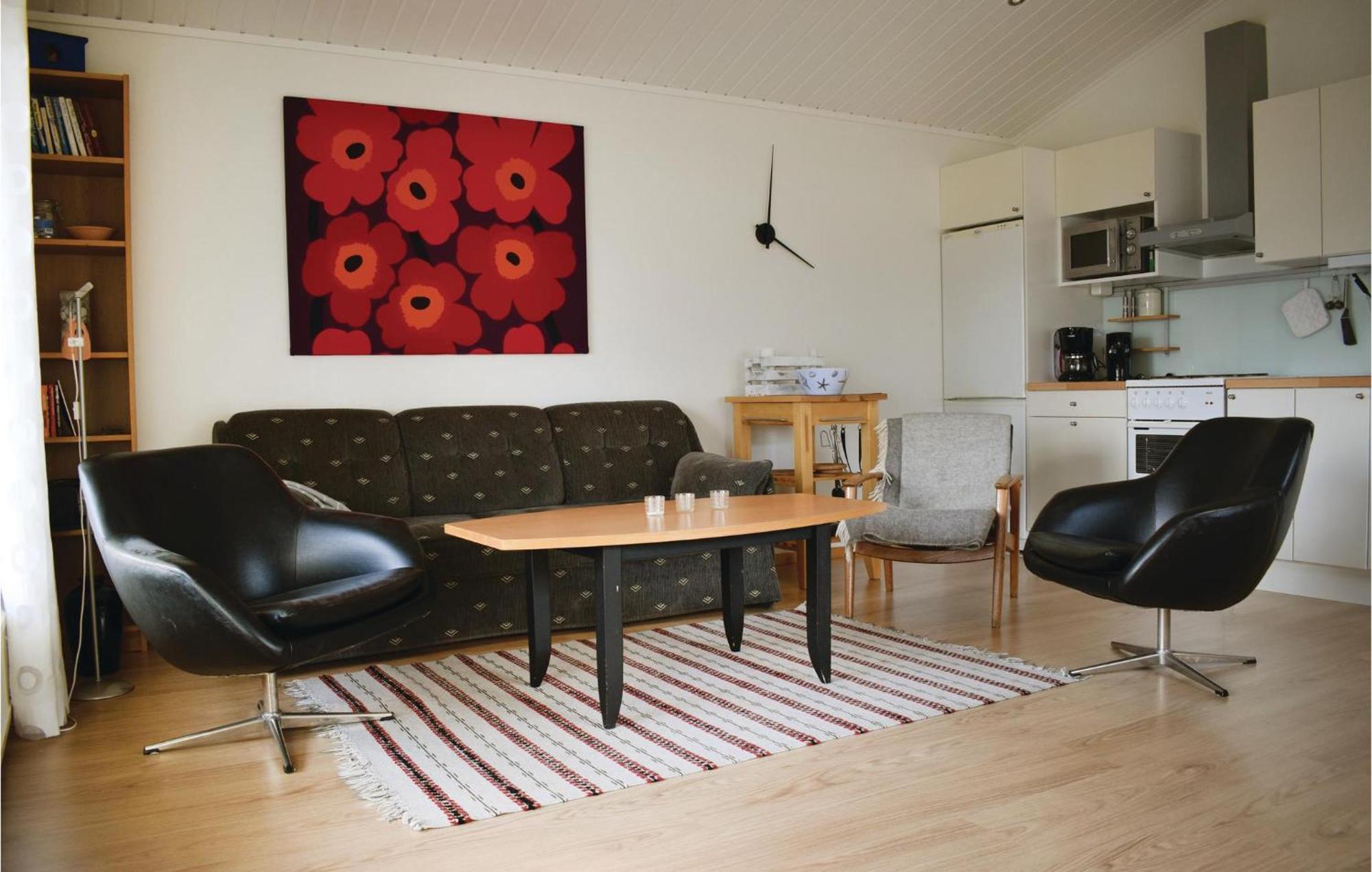 Amazing Home In Loettorp With House Sea View ภายนอก รูปภาพ