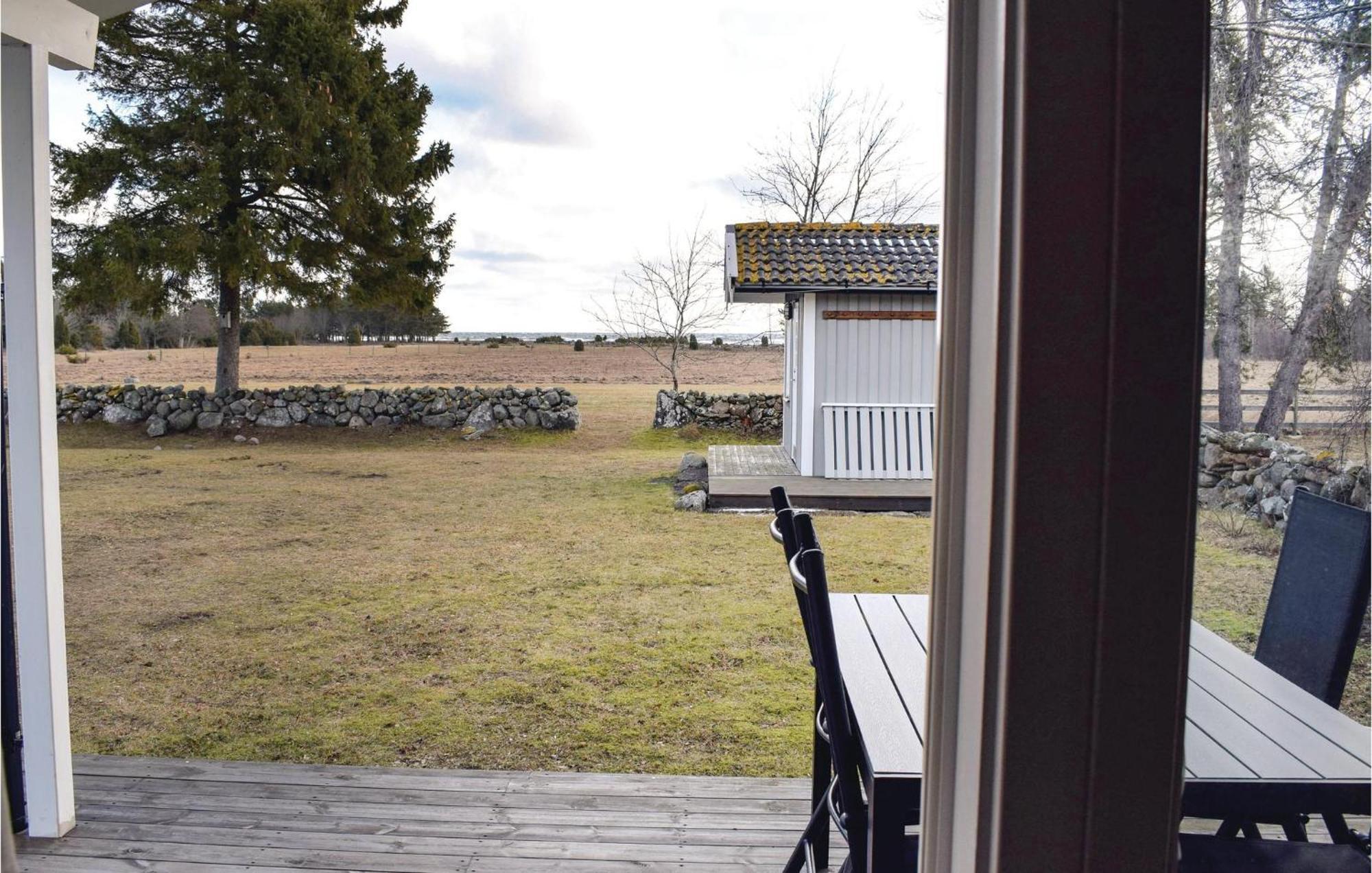 Amazing Home In Loettorp With House Sea View ภายนอก รูปภาพ
